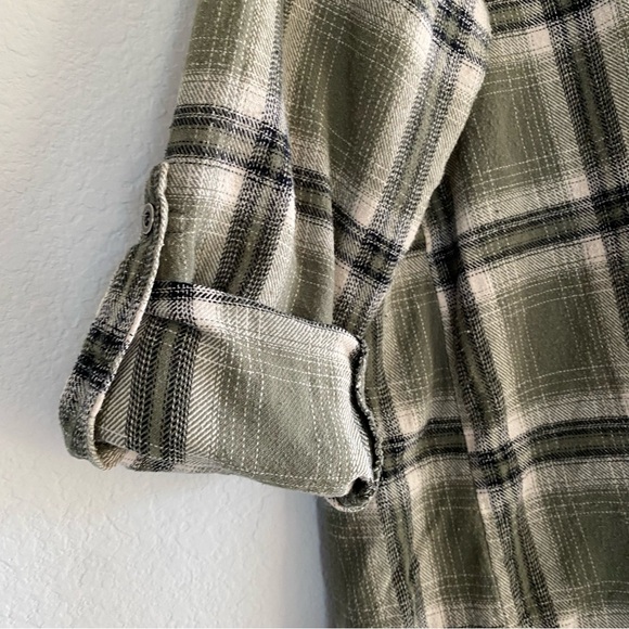 Staccato‎ Womens Green Plaid Flannel Roll Up Sleeve Button-Down Shirt Size Small - Picture 4 of 12